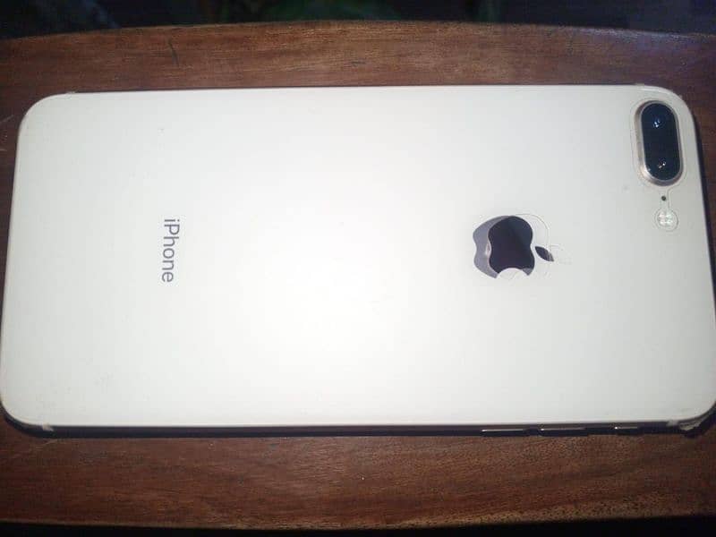 iphone 8 plus 1