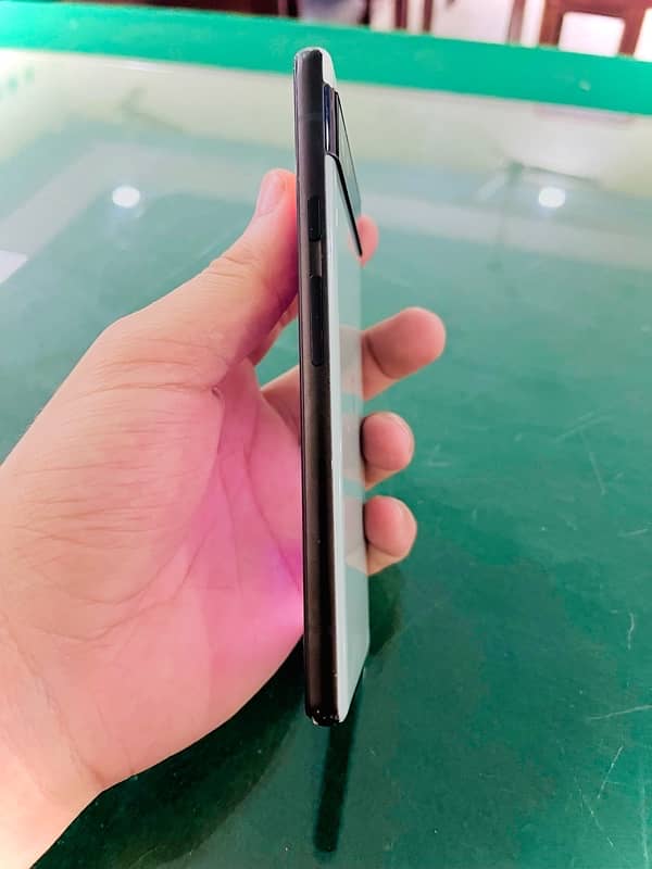 Google pixel 6aa 5
