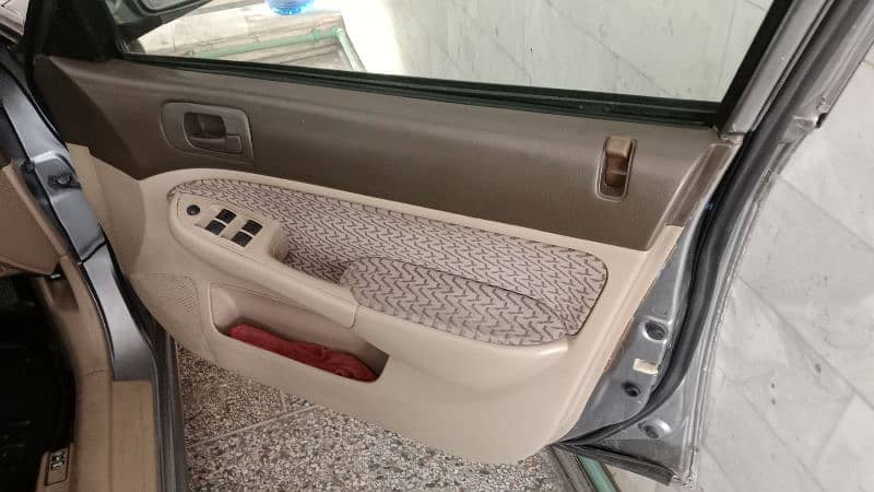 Honda Civic EXi 2005 7