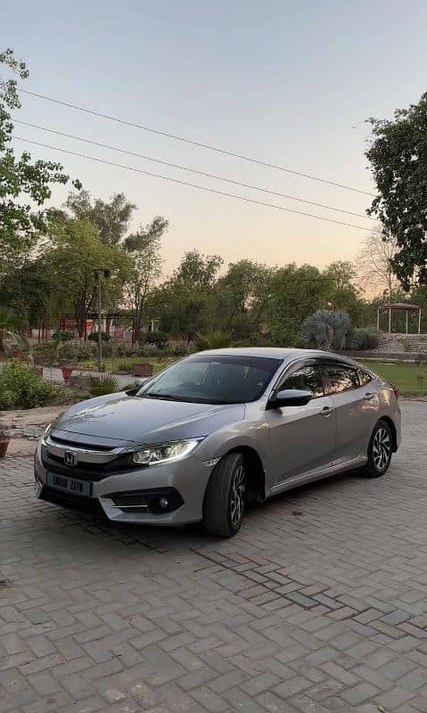 Honda Civic Oriel 2017 0
