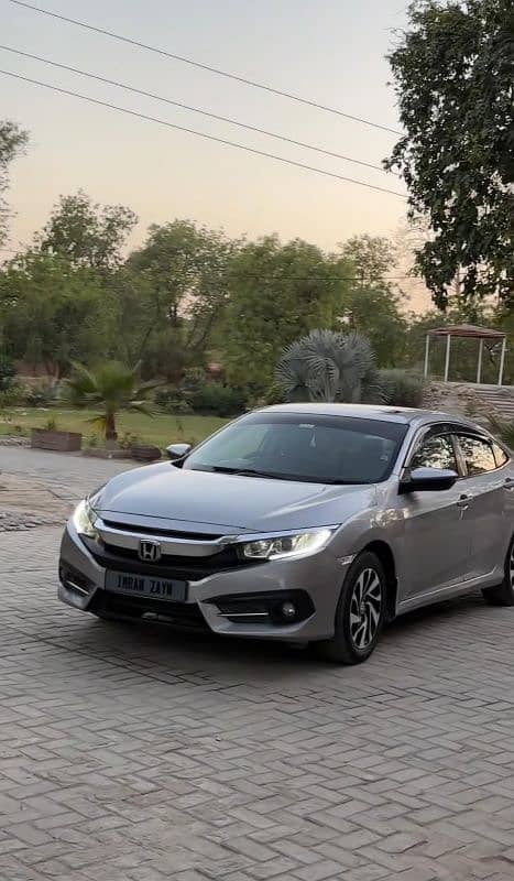 Honda Civic Oriel 2017 6