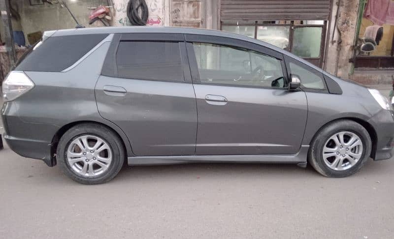 Honda Fit Shuttle 2012/2016(Full Option) 0