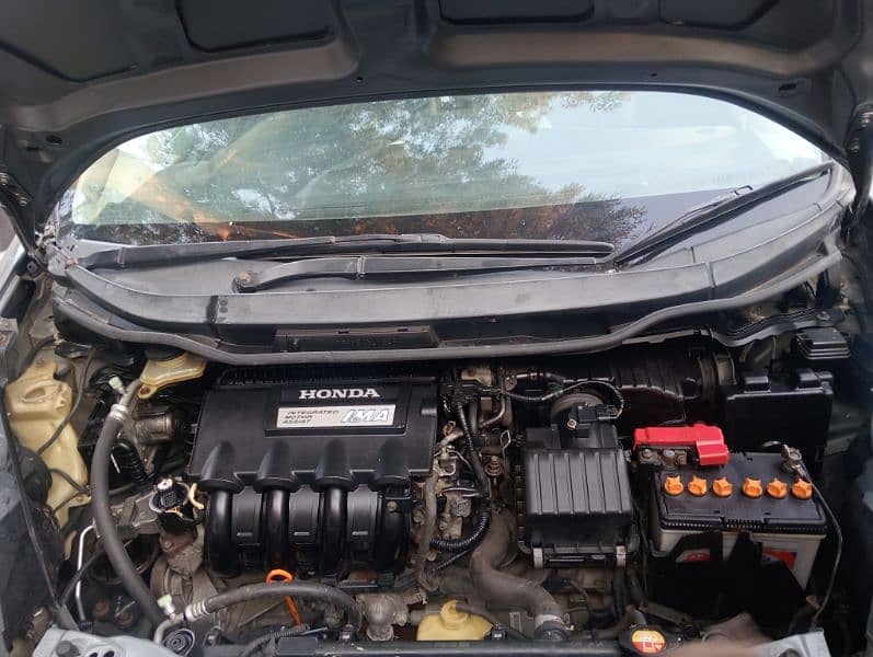 Honda Fit Shuttle 2012/2016(Full Option) 4