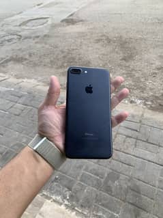 Iphone 7plus 128gb pta approved