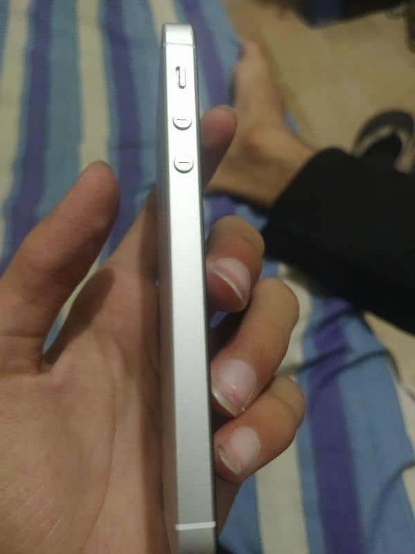 exchange possible ha if any one interested message on olx 3