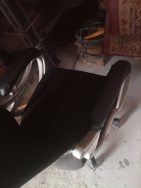 office chair 3