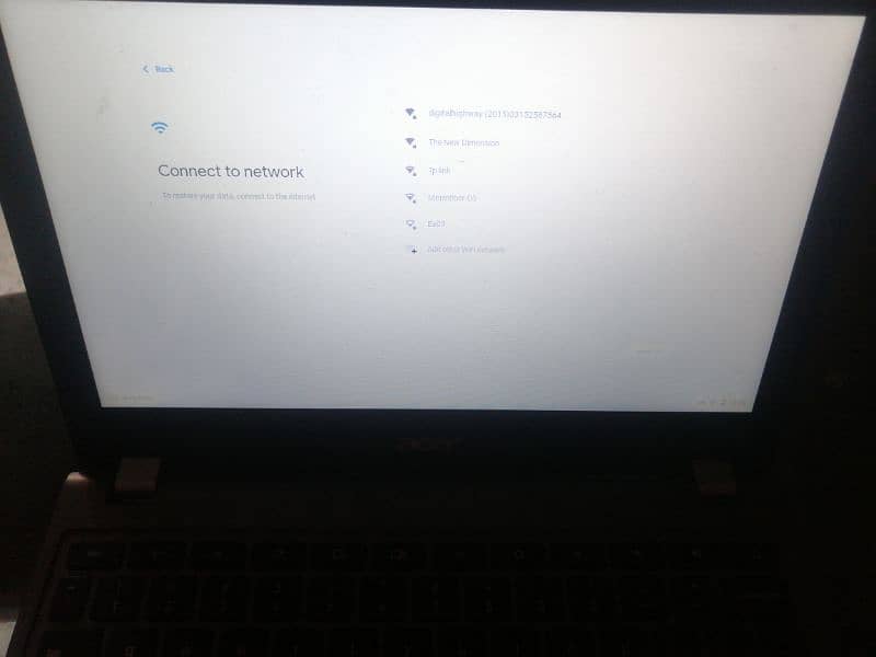 Acer c740 chromebook 4gb ram 128ssd 3