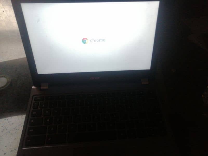 Acer c740 chromebook 4gb ram 128ssd 4
