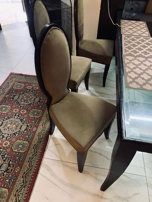 BRANDED 8 seater Dinning table 1