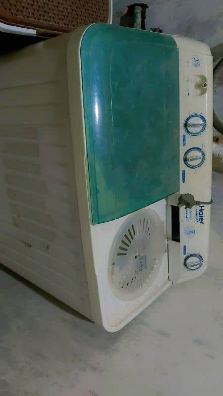 haier semi automatic machine 7kg for sell. 0