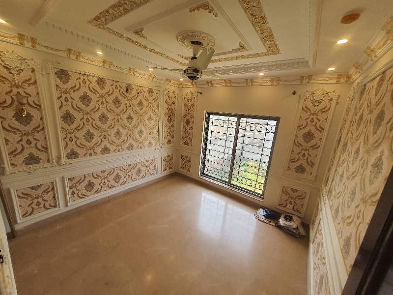 ORIGNAL PICTURES LOWER LOCKED 27 MARLA UPPER PORTION WITH DRAWING AND DINNING ROOM 17