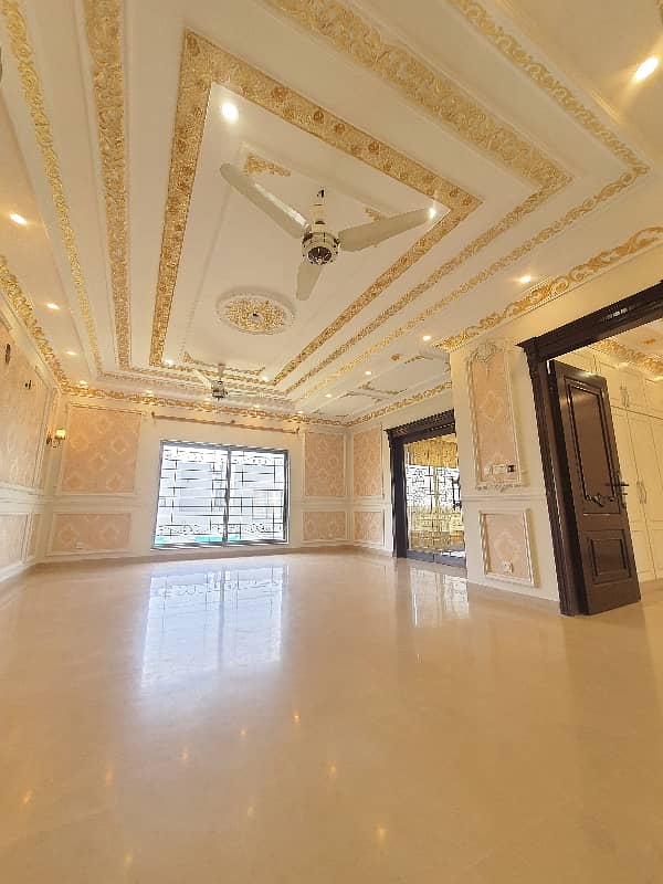 ORIGNAL PICTURES LOWER LOCKED 27 MARLA UPPER PORTION WITH DRAWING AND DINNING ROOM 22