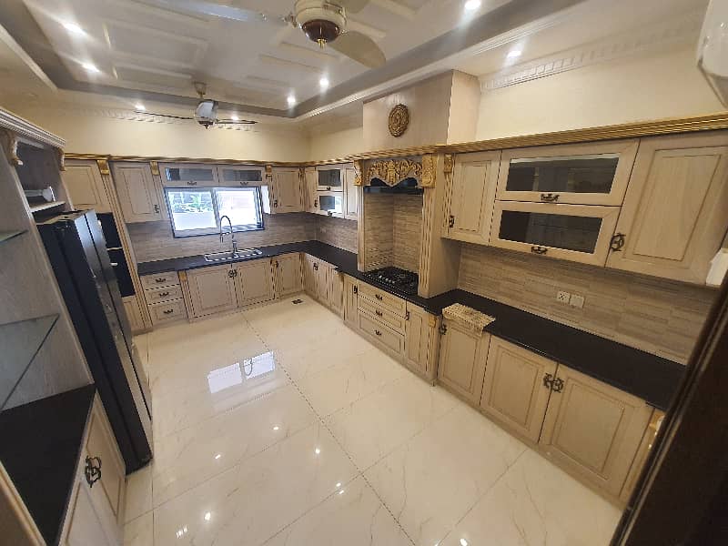 ORIGNAL PICTURES 1 Kannal LUXUARY House INVERTORS AC INSTALLED 12