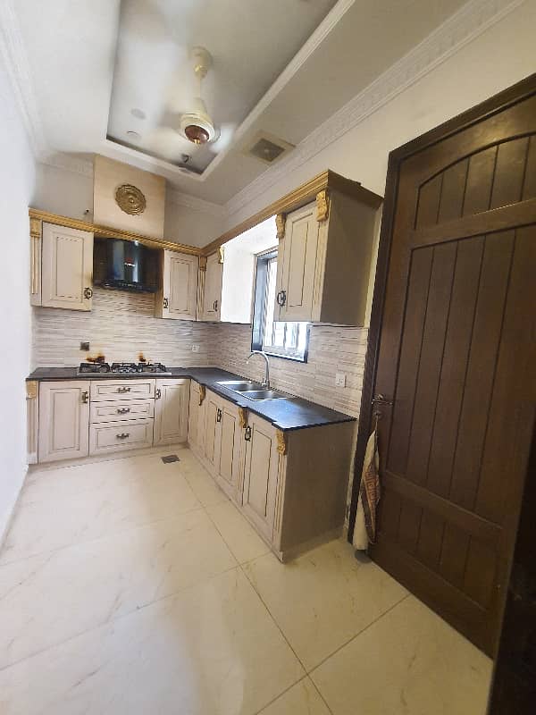 ORIGNAL PICTURES 1 Kannal LUXUARY House INVERTORS AC INSTALLED 16