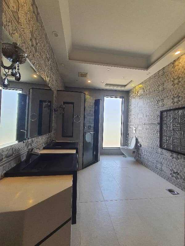 ORIGNAL PICTURES 1 Kannal LUXUARY House INVERTORS AC INSTALLED 20