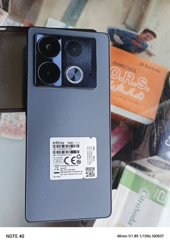 infinix note 40 8+8 256 GB 0