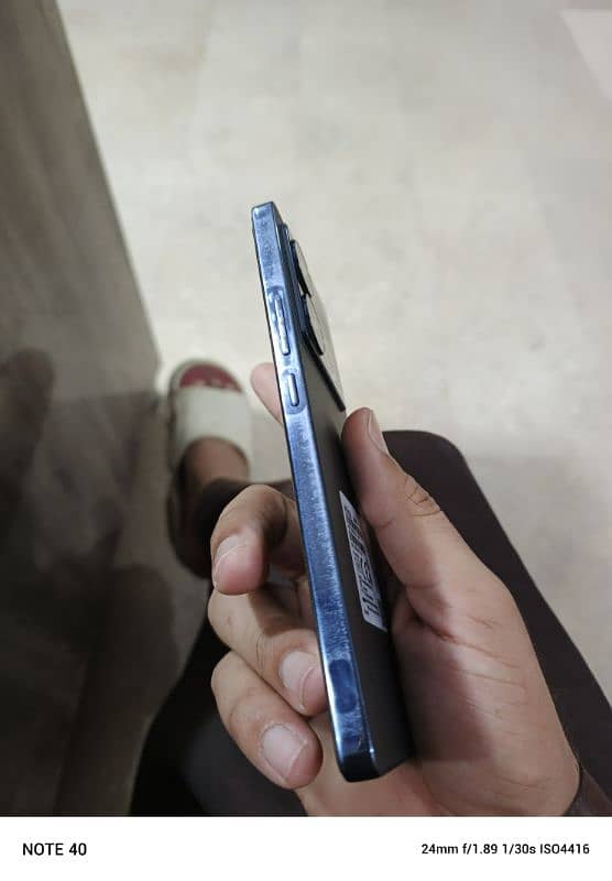 infinix note 40 8+8 256 GB 3