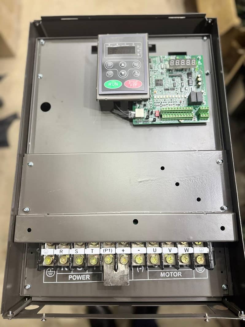 37kw Invt CHF 100 VFD Inverter/Tubewall/Atta Chaki/Industrial Motor 8