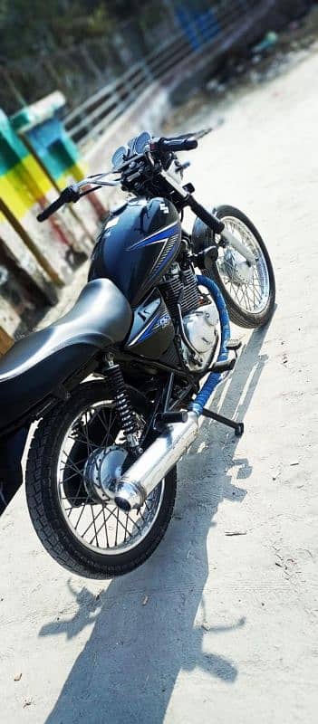 2013/14 Suzuki Gs 150 Power full Tourist Bike. 0