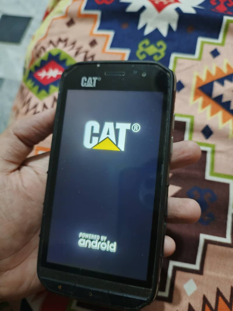 CAT S48c 4/64 4