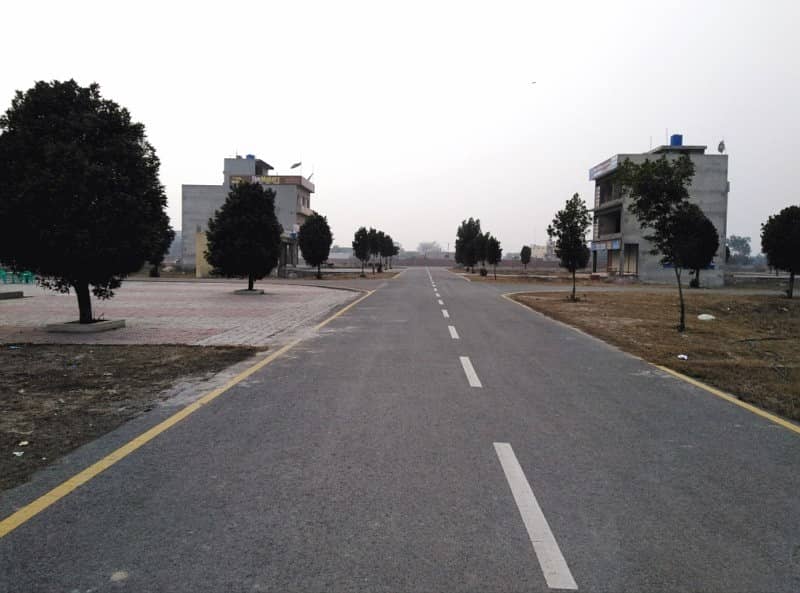 Buy A Centrally Located Prime Location 5 Marla Residential Plot In Grand Avenue Housing Scheme - Block A 5