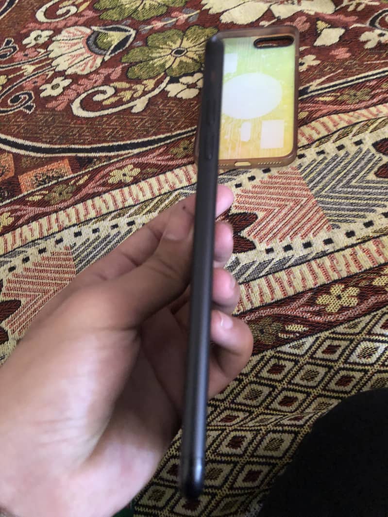 iPhone 7plus 128gb 82% battery health 10/10 4