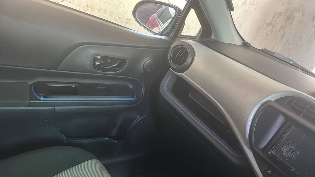 Toyota Aqua 2014/17 excellent Condition 03266062626 4