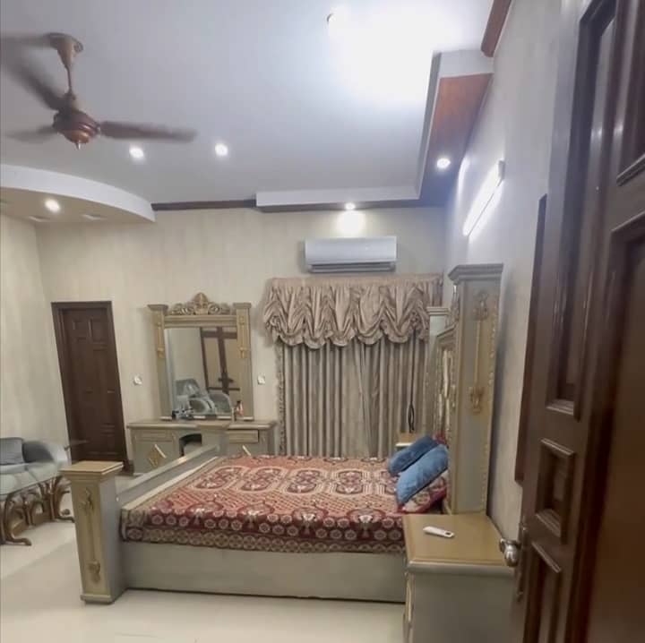 23 Marla House Ideally Situated In Johar Town Phase 1 - Block D 13