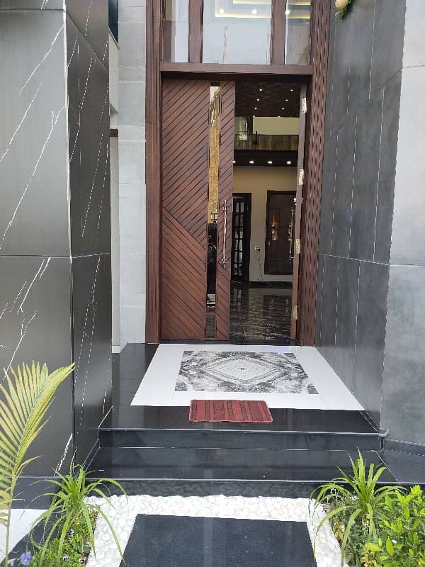 1 Kanal Luxury Brand New House For Rent in Bahria Town Lahore 4