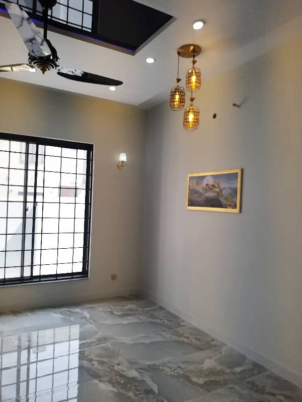 1 Kanal Luxury Brand New House For Rent in Bahria Town Lahore 7