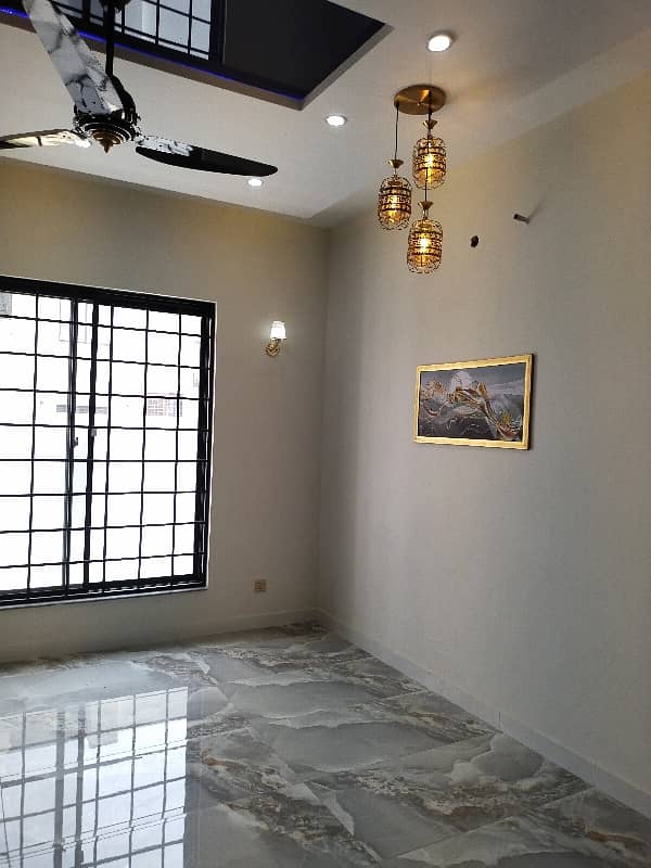 1 Kanal Luxury Brand New House For Rent in Bahria Town Lahore 8