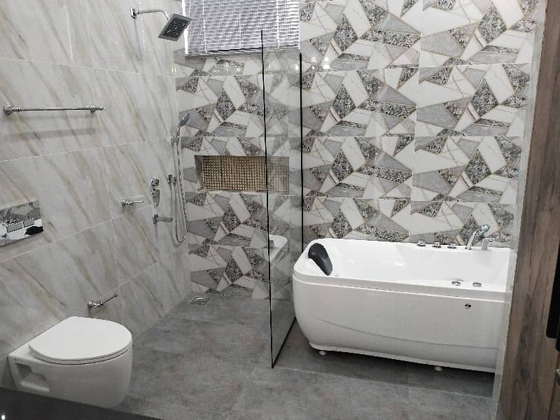 1 Kanal Luxury Brand New House For Rent in Bahria Town Lahore 13