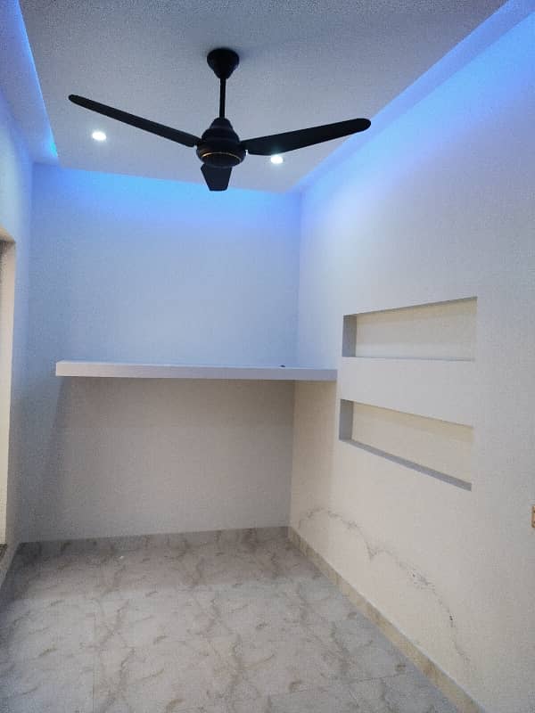 1 Kanal Luxury Brand New House For Rent in Bahria Town Lahore 36