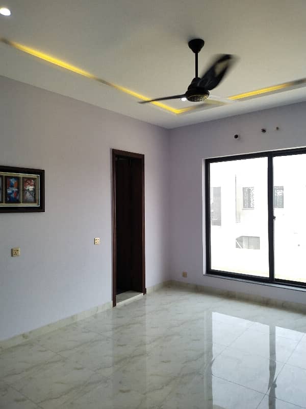 1 Kanal Luxury Brand New House For Rent in Bahria Town Lahore 37