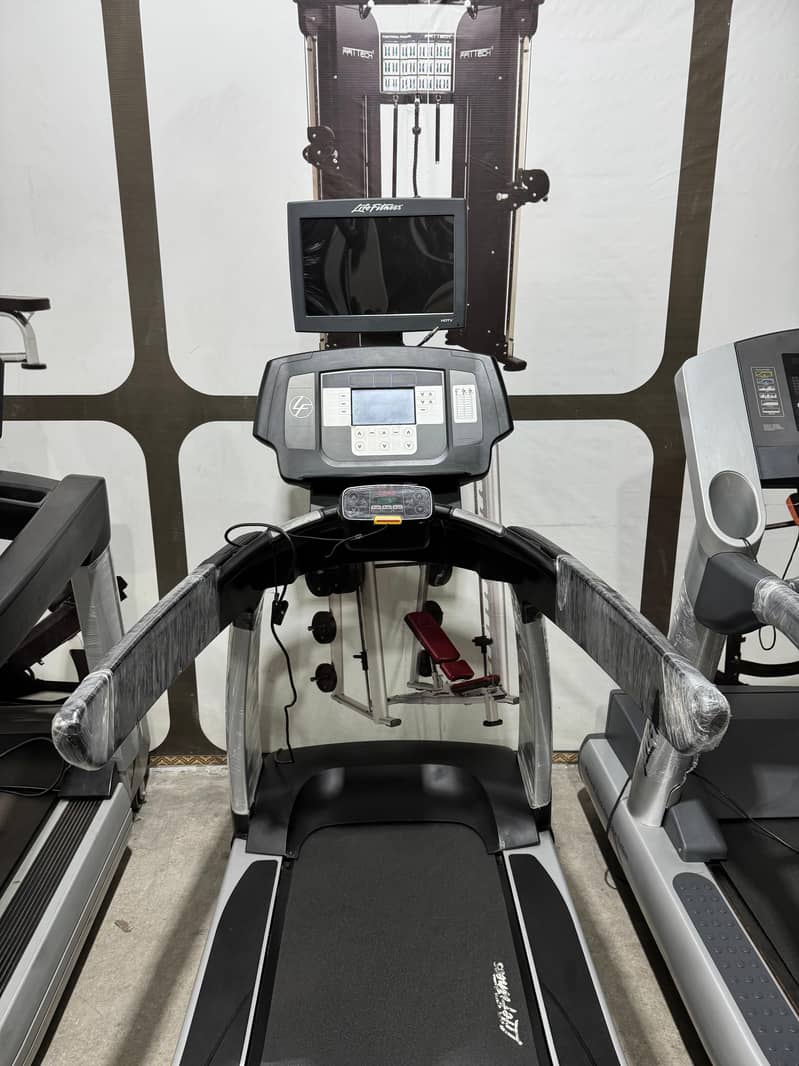 Commercial Treadmills || Treadmills || Gym Used Treadmills 18
