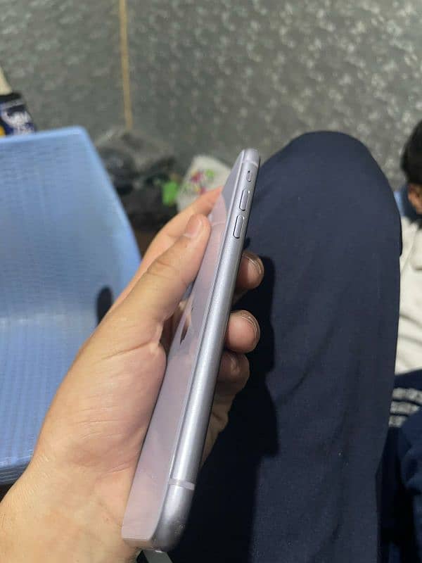 iPhone 11 JV 0