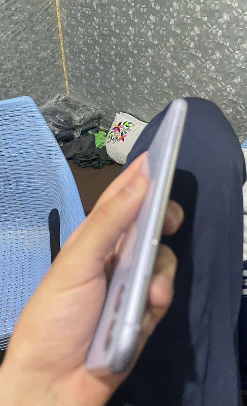 iPhone 11 JV 1