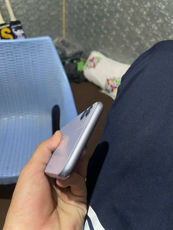 iPhone 11 JV 3