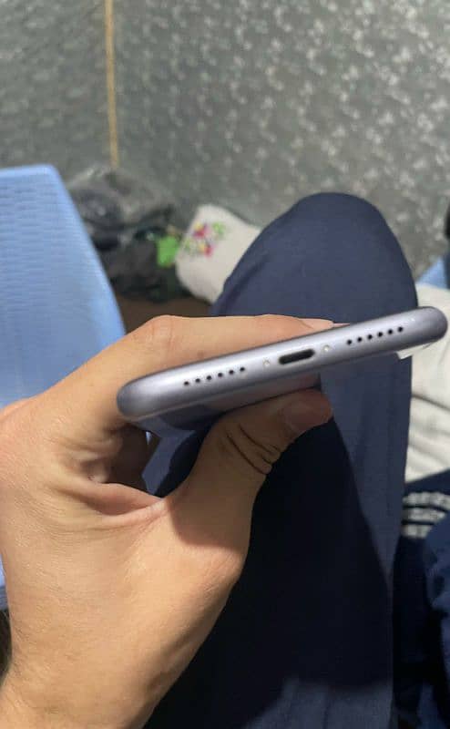 iPhone 11 JV 4