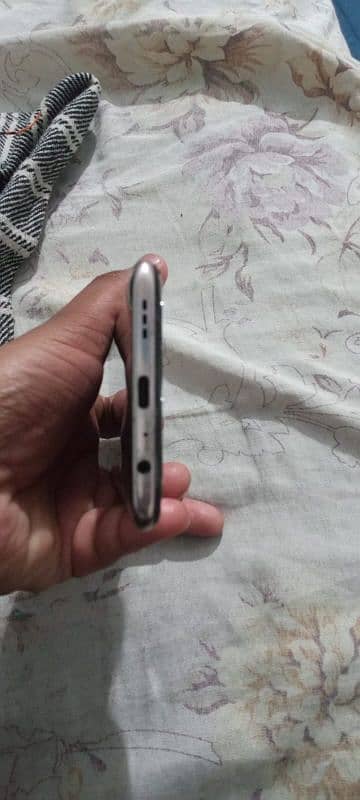 OPPO Reno Z Phone Just Phone NO BOX NO CHARGER 8 / 256 5