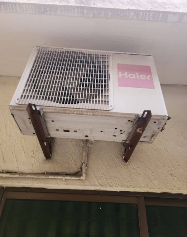 Haier 1.5 ton split AC fully functional 1