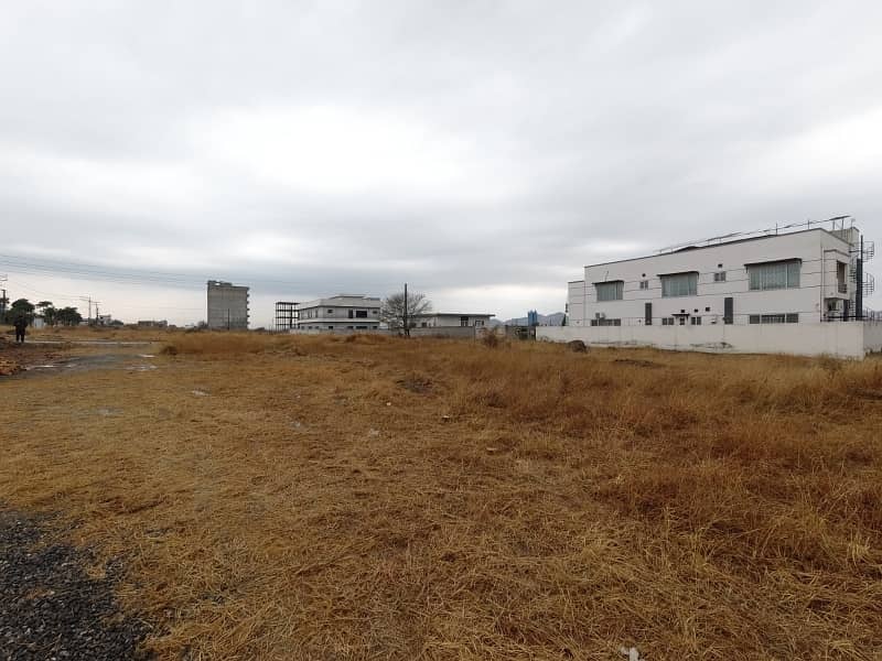AWT - Block H Residential Plot Sized 10 Marla Is Available 0