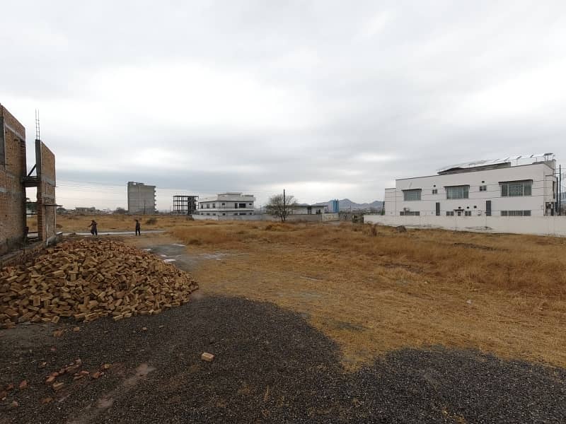 AWT - Block H Residential Plot Sized 10 Marla Is Available 2
