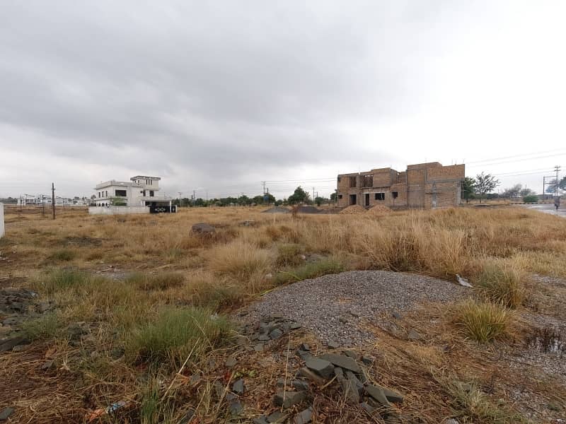 AWT - Block H Residential Plot Sized 10 Marla Is Available 7