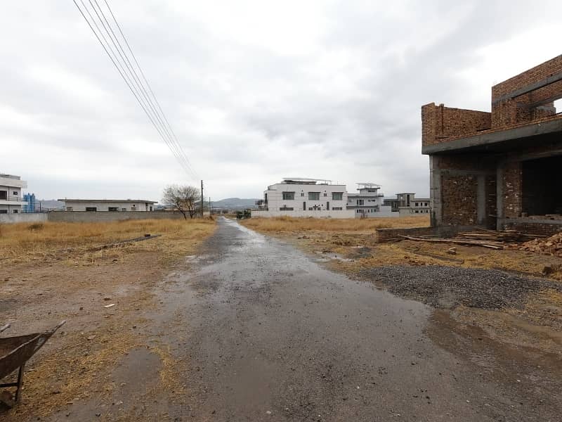 AWT - Block H Residential Plot Sized 10 Marla Is Available 13