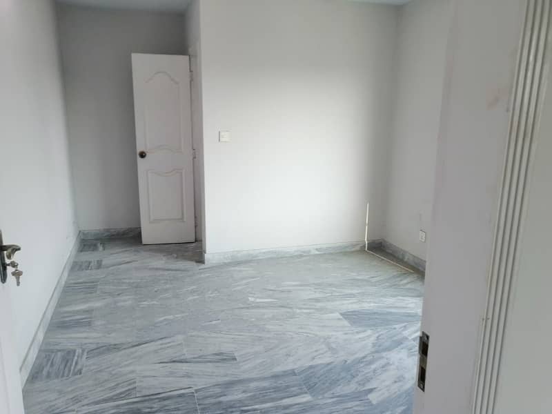 450 Square Feet Flat Situated In Margalla View Housing Society For rent 6
