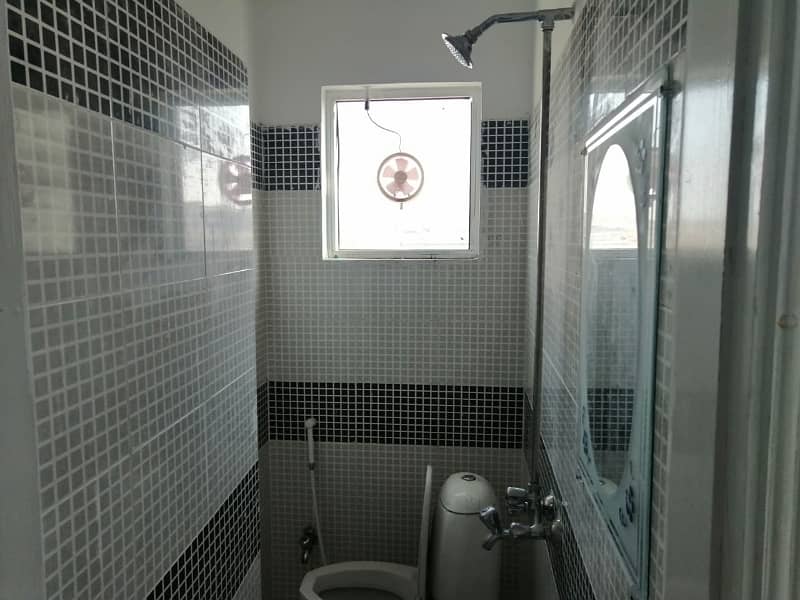450 Square Feet Flat Situated In Margalla View Housing Society For rent 9