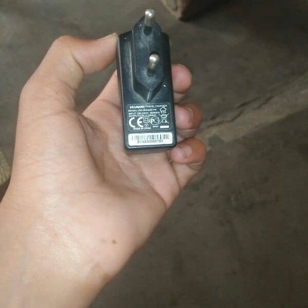 adaupter 0