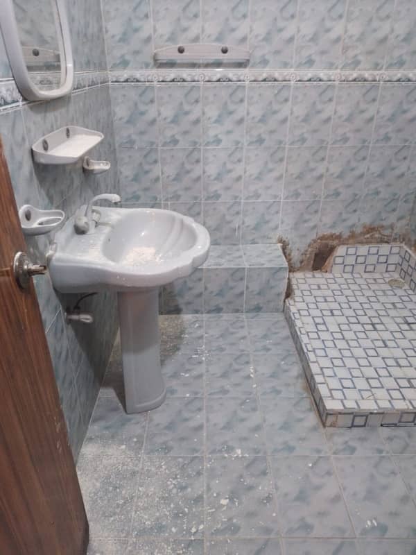 12 Marla Upper Portion For Rent 2 Bedroom Attach Washroom 5