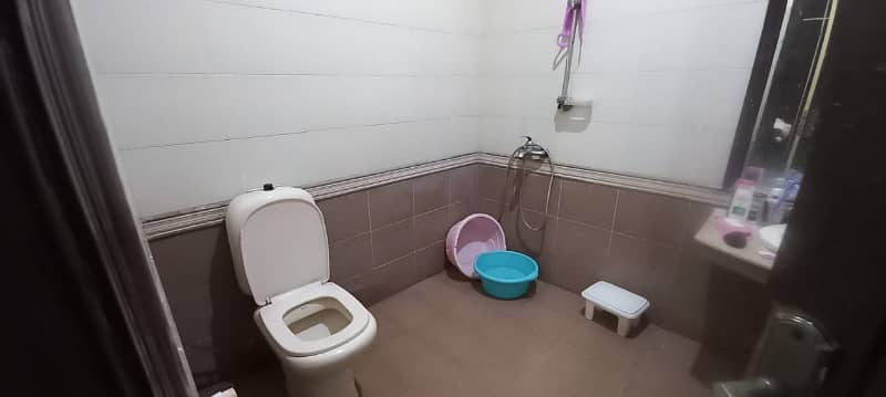 5 Marla Lower Portion Available For Rent In Johar Town J-2 Block 2
